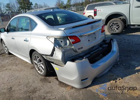 2014 Nissan Sentra Sr z USA, uszkodzony, nr VIN 3N1AB7AP9EY283324